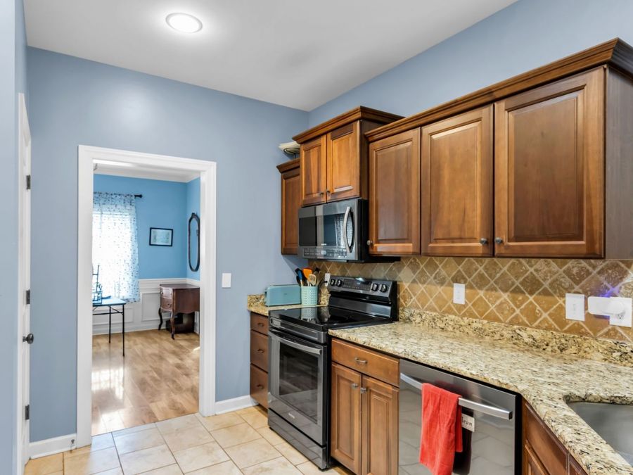 Property Image 9