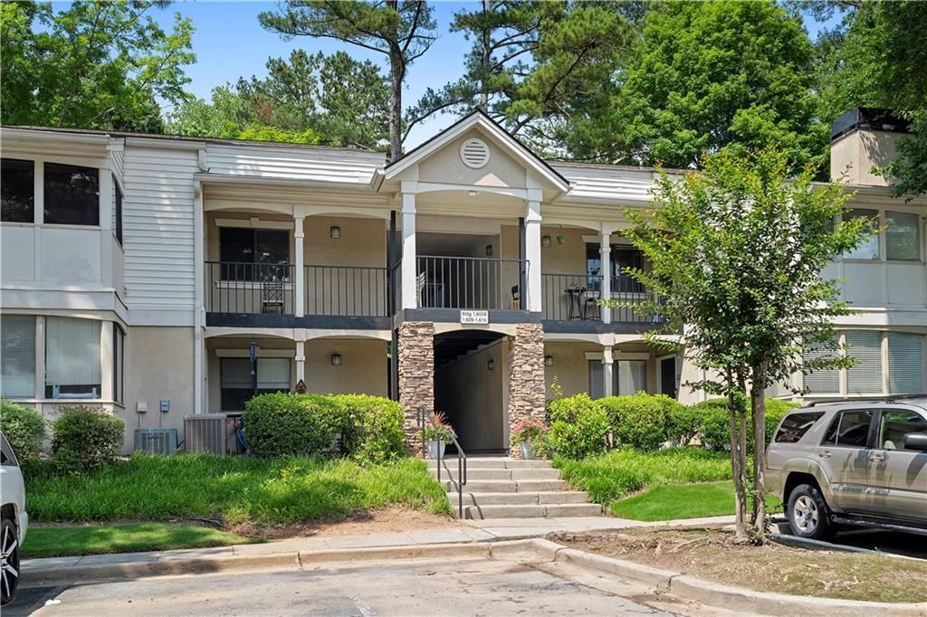 1615 Wingate Way, Sandy Springs, GA 30350 Main Photo