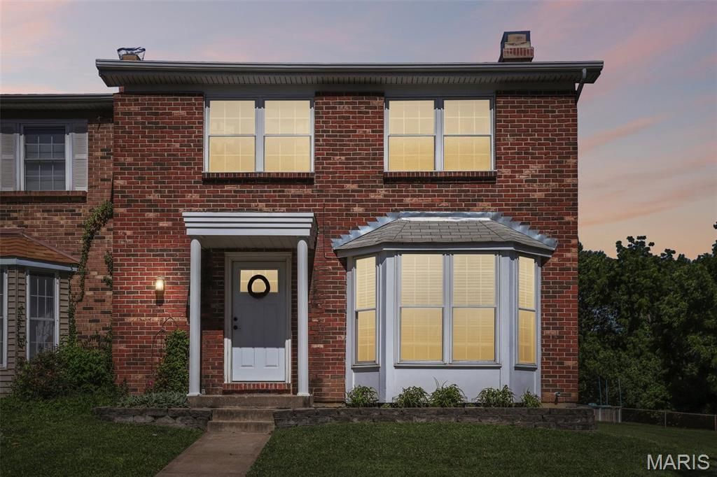 8 Coach Court , Saint Peters, MO 63376 Main Photo