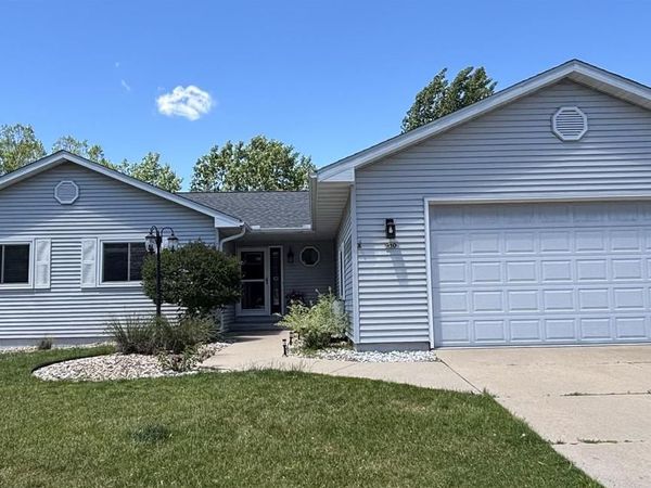 910 Riverview Court, Marshall, WI 53559