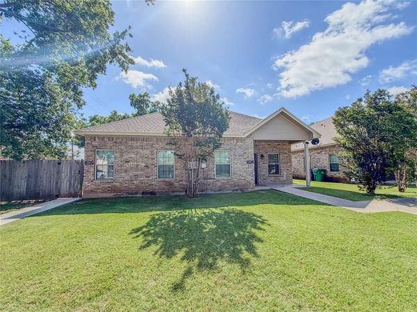 1101 Cates Street , Bridgeport, TX 76426