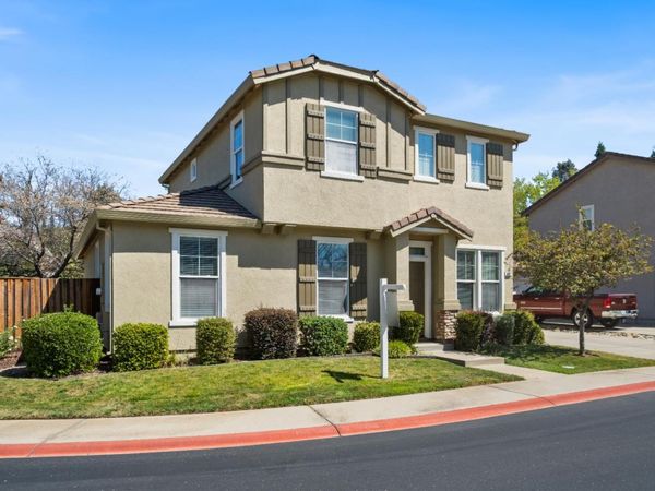 692 Humbert St, Folsom, CA 95630