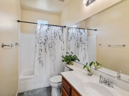 692 Humbert St, Folsom, CA 95630 Photo