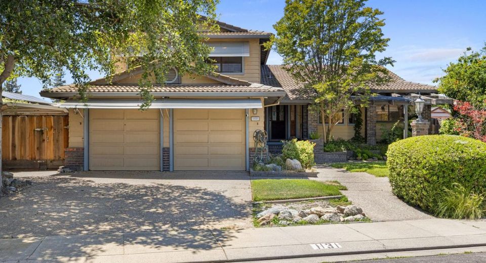 1131 Eagle Ln, Manteca, CA 95337 Photo