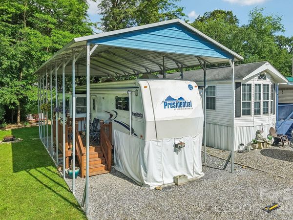 109 Pike Point , Waynesville, NC 28785