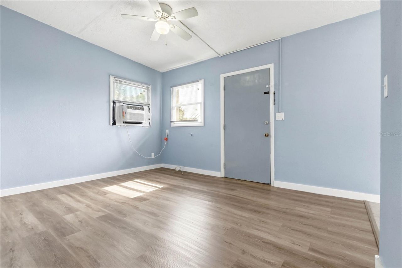 3305 Oakley Avenue, Saint Petersburg, FL 33712 Photo