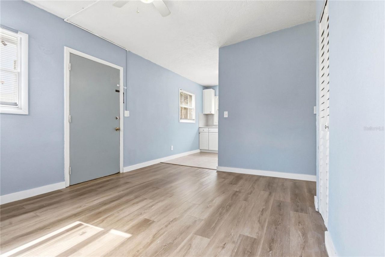 3305 Oakley Avenue, Saint Petersburg, FL 33712 Photo