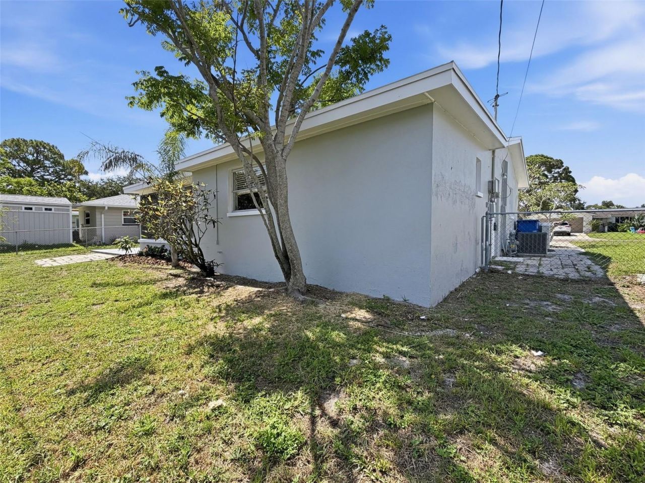 307 87th Avenue Ne, Saint Petersburg, FL 33702 Photo