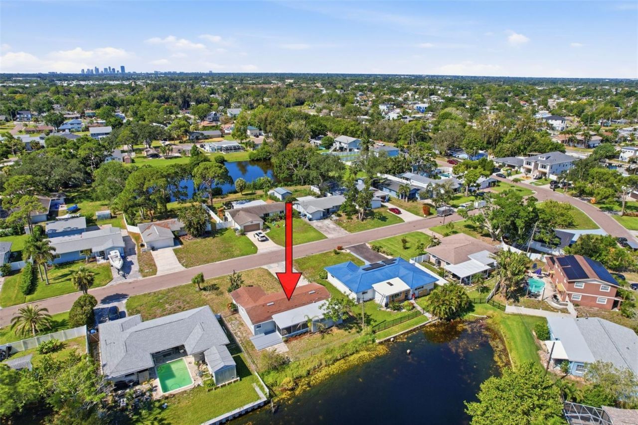 307 87th Avenue Ne, Saint Petersburg, FL 33702 Photo