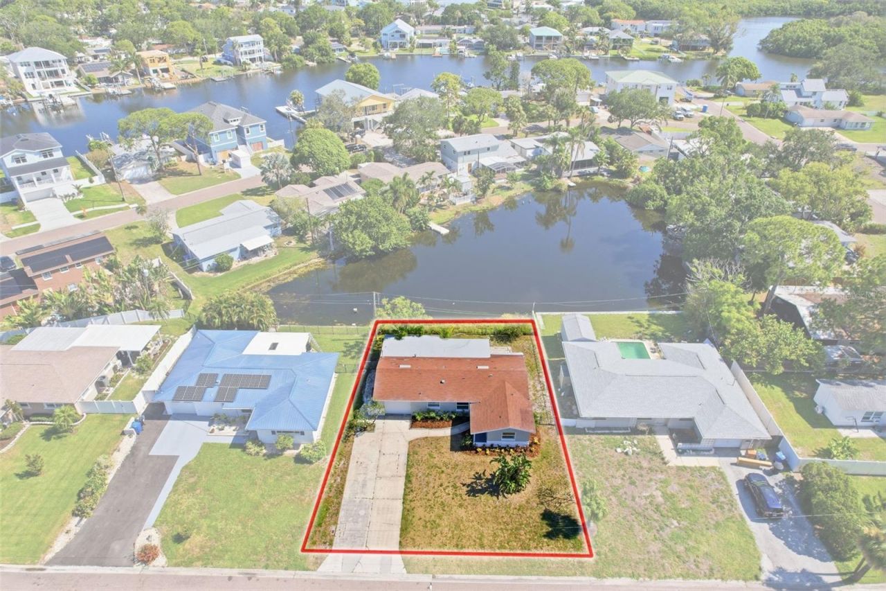 307 87th Avenue Ne, Saint Petersburg, FL 33702 Photo