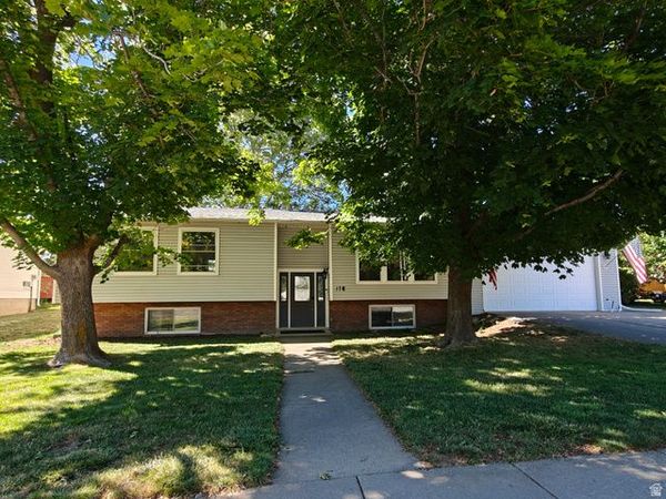 17 E MONTICELLO DR , Kaysville, UT 84037
