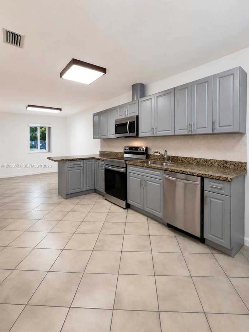 1005 SW 30th St, Unit 1007, Fort Lauderdale, FL 33315 Photo