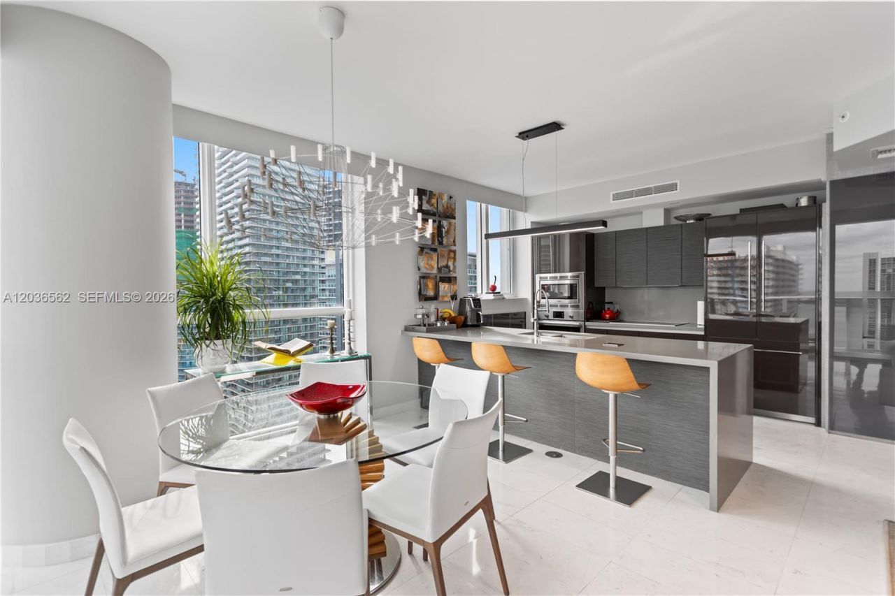 1080 Brickell Ave , Unit 3300, Miami, FL 33131 Photo