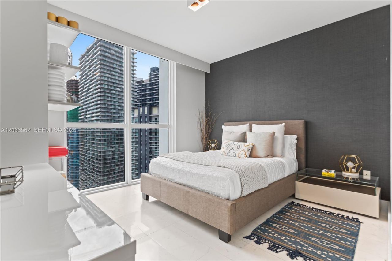 1080 Brickell Ave , Unit 3300, Miami, FL 33131 Photo