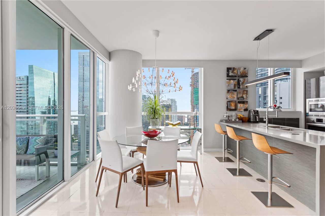 1080 Brickell Ave , Unit 3300, Miami, FL 33131 Photo