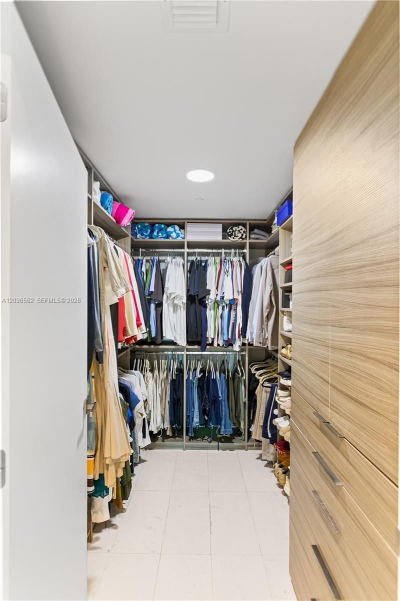 1080 Brickell Ave , Unit 3300, Miami, FL 33131 Photo