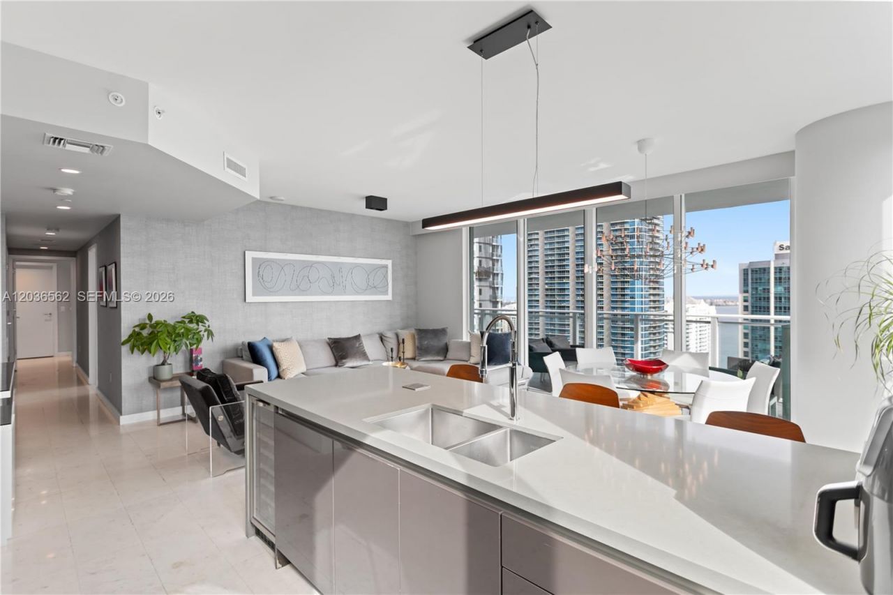 1080 Brickell Ave , Unit 3300, Miami, FL 33131 Photo