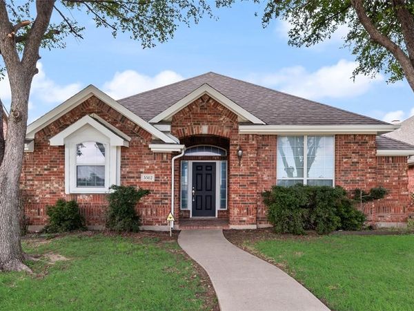 5512 Worley Drive, The Colony, TX 75056