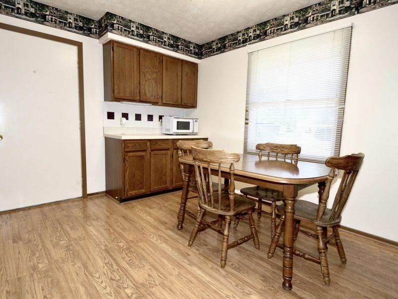 4936 E Brannan Drive, Springfield, OH 45502 Photo 12