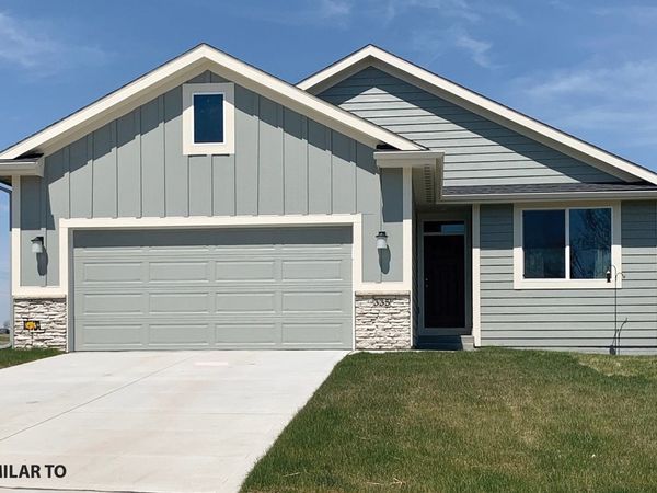 1470 Locust Street, Waukee, IA 50263
