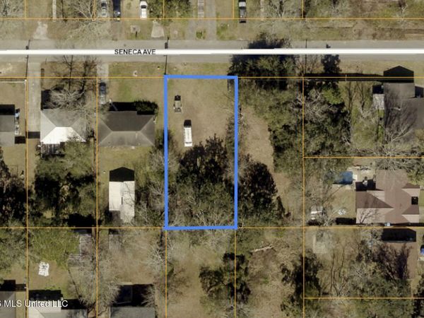 2314 Seneca Avenue, Pascagoula, MS 39567