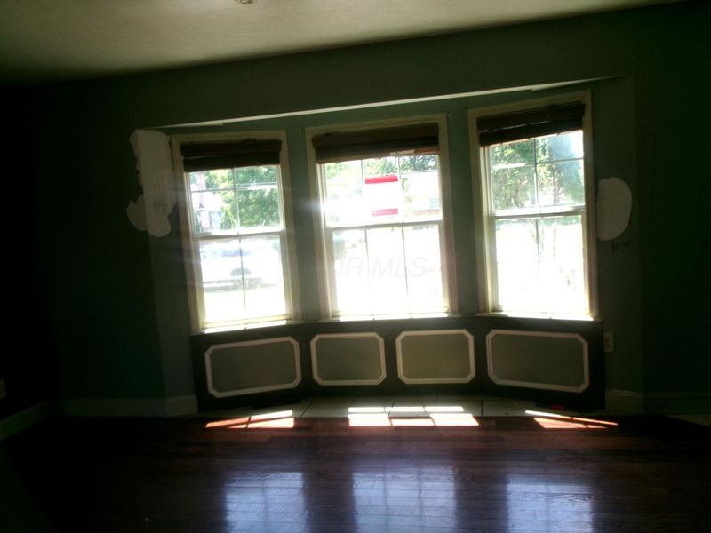 1876 Vaughn Street, Columbus, OH 43223 Photo 8