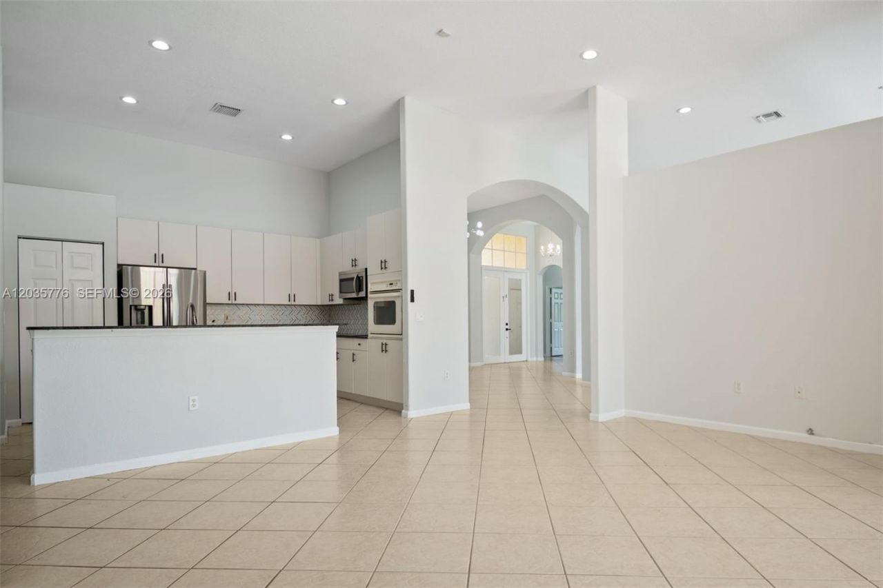15957 SW 16th St, Unit N/A, Pembroke Pines, FL 33027 Photo