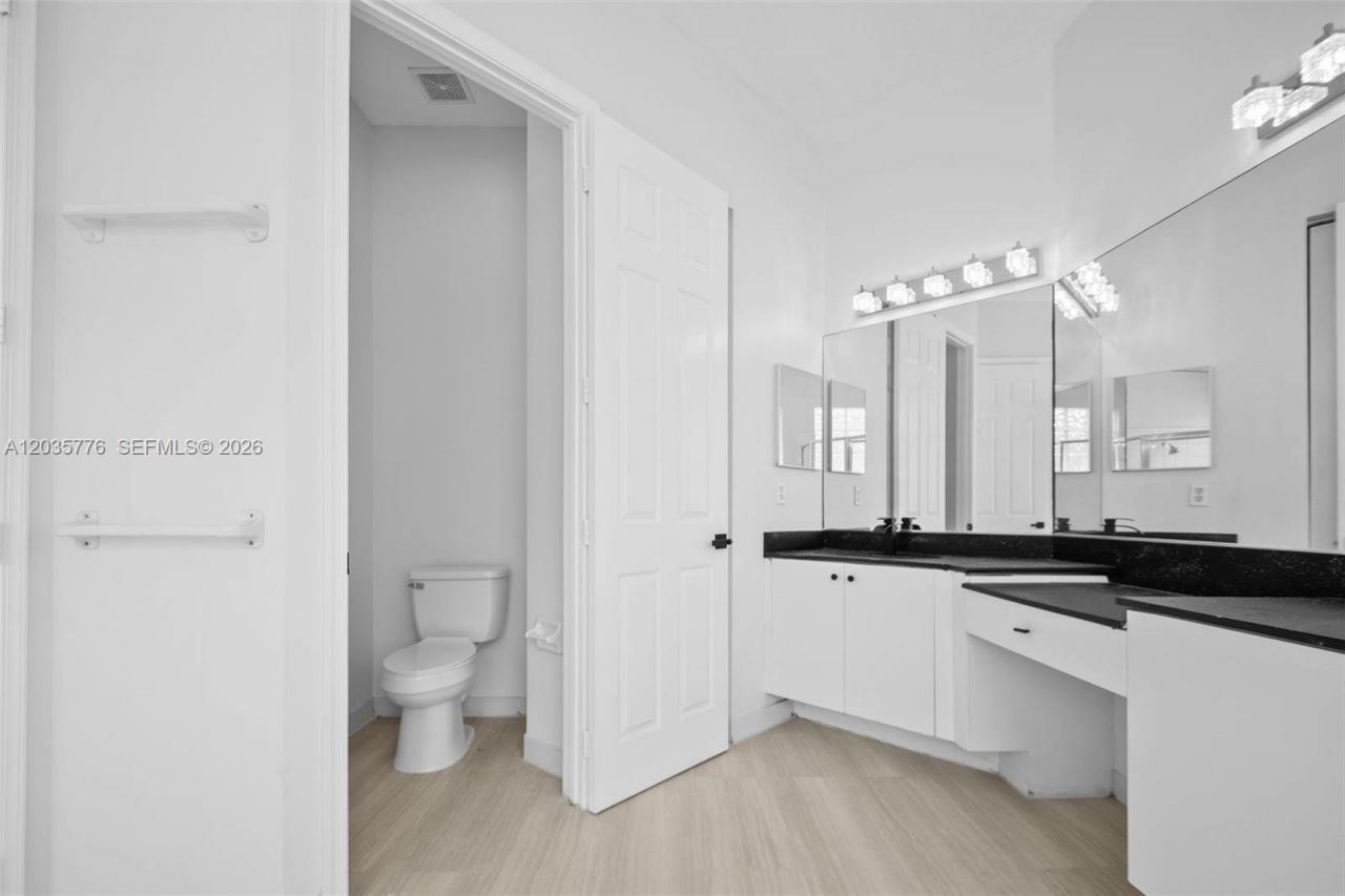 15957 SW 16th St, Unit N/A, Pembroke Pines, FL 33027 Photo