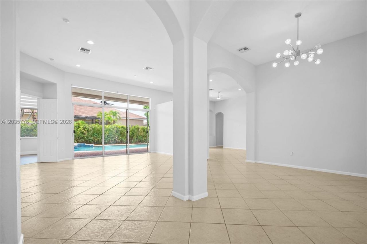 15957 SW 16th St, Unit N/A, Pembroke Pines, FL 33027 Photo