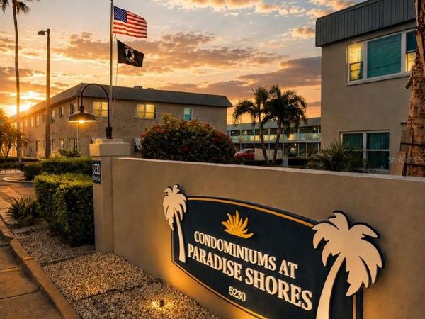 5357 81ST STREET N, Unit 15, ST PETERSBURG, FL 33709