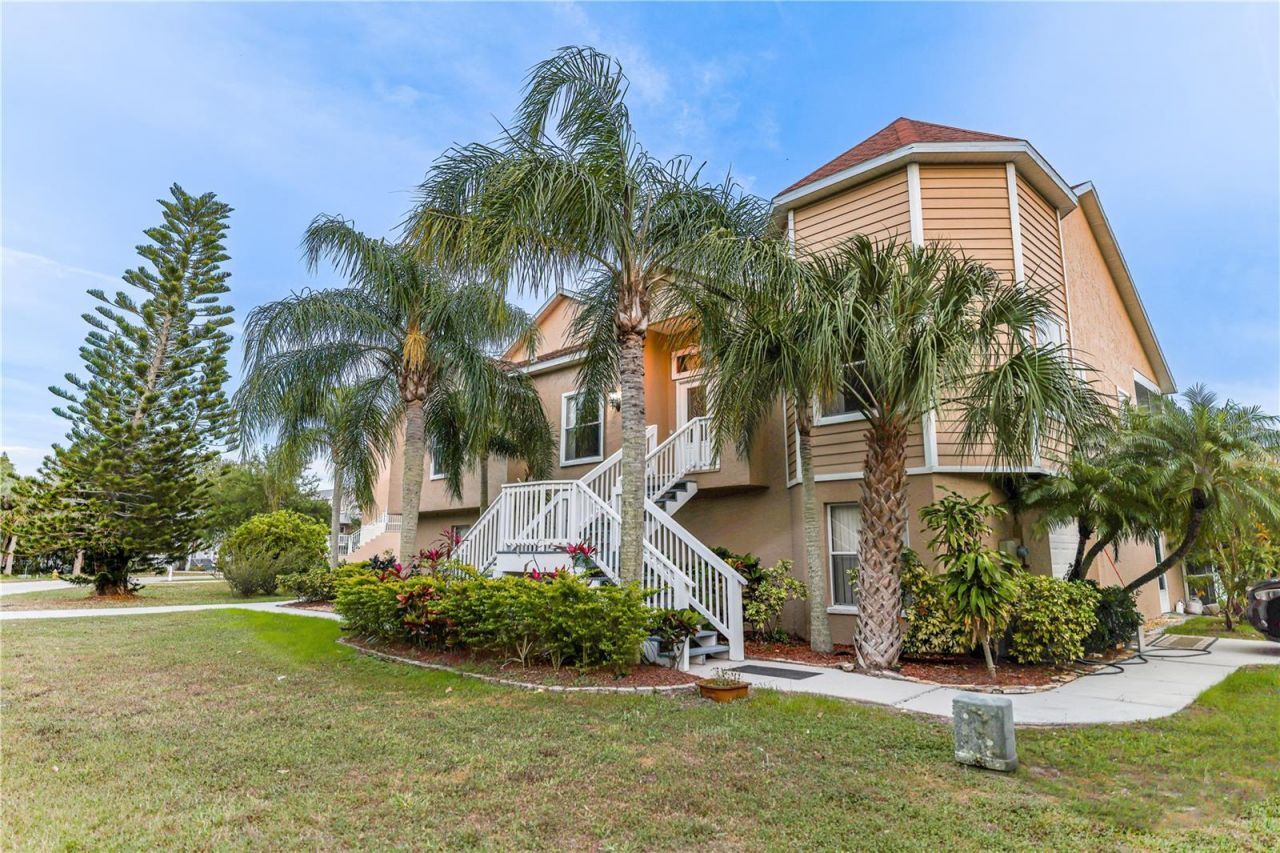 7345 Brightwaters Court , New Port Richey, FL 34652 Photo
