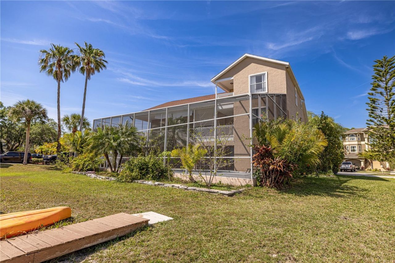 7345 Brightwaters Court , New Port Richey, FL 34652 Photo