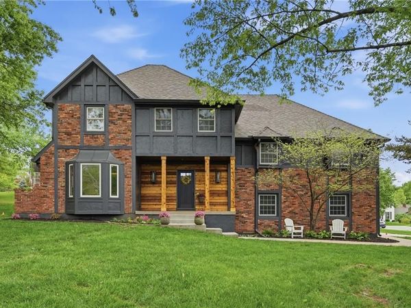 12000 Aberdeen Street, Leawood, KS 66209