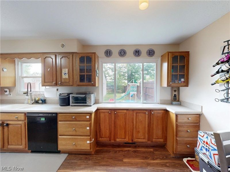 37450 Green Drive, Eastlake, OH 44095 Photo 11