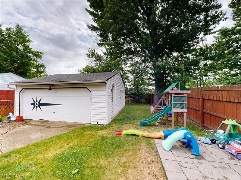 37450 Green Drive, Eastlake, OH 44095 Photo 32