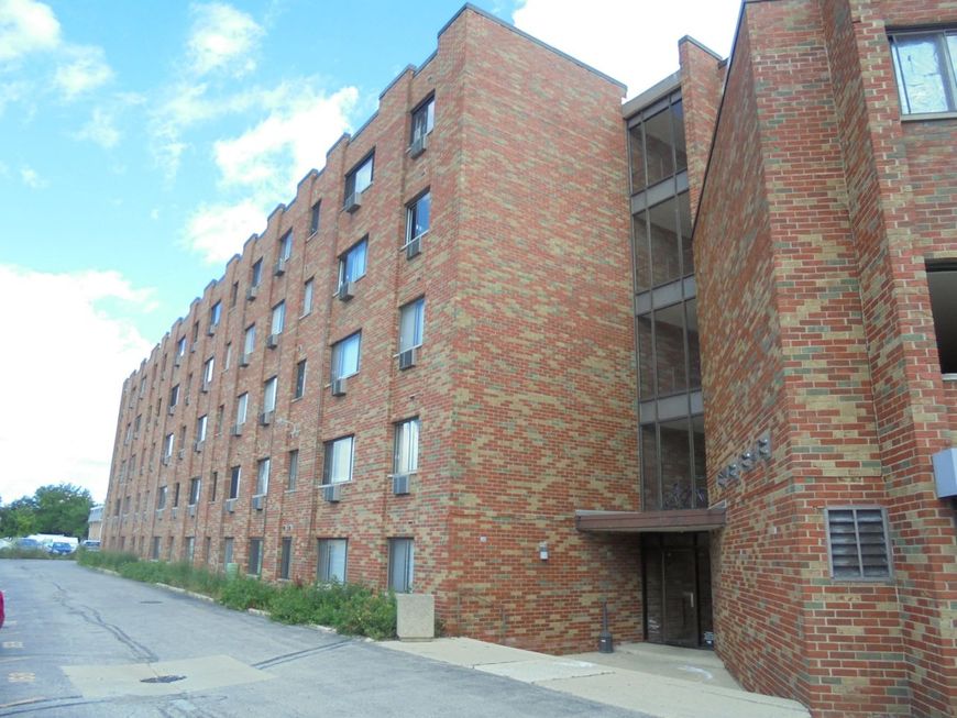 Main Photo
