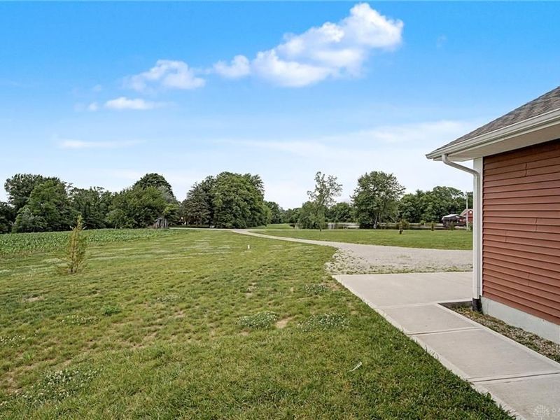 1564 Stingley Road, Chester Township, OH 45177 Photo 7