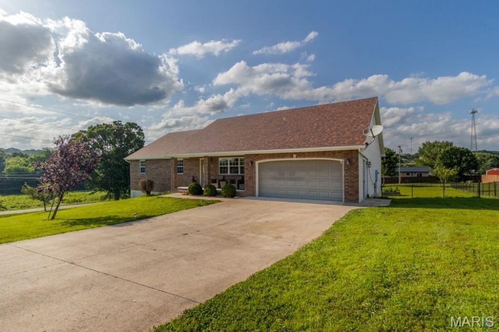 20485 Stagecoach Road , Waynesville, MO 65583 Main Photo
