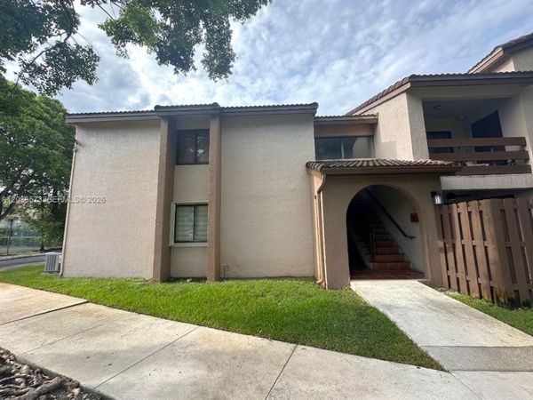 8999 SW 123rd Ct, Unit 212, Miami, FL 33186