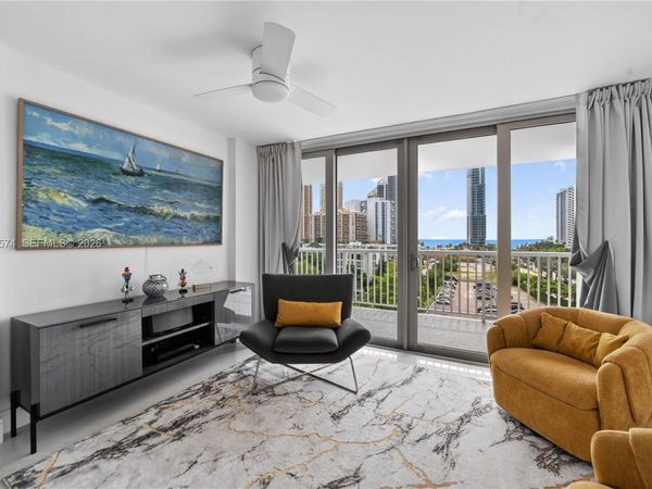231 174th St, Unit 818, Sunny Isles Beach, FL 33160