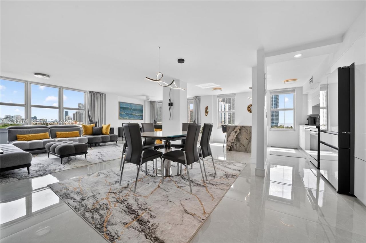 231 174th St , Unit 818, Sunny Isles Beach, FL 33160 Photo