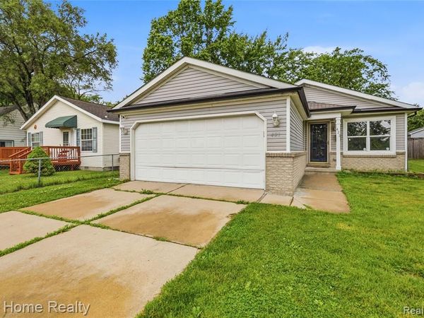 421 1st Avenue, Pontiac, MI 48340