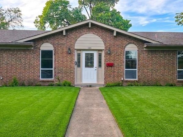 1509 Travis Street, Garland, TX 75042