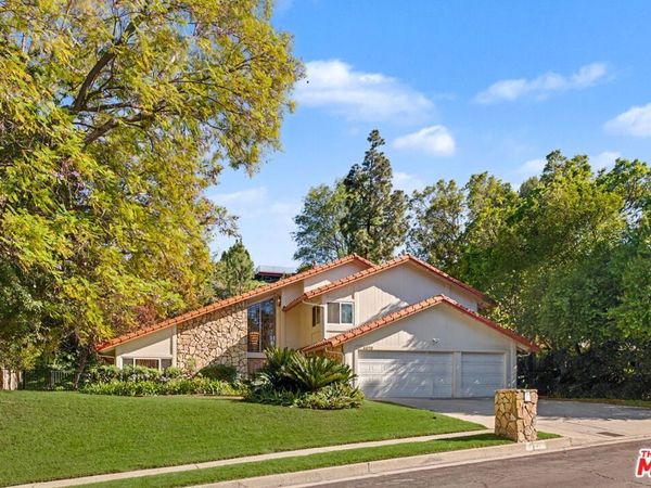 4070 Falling Leaf Drive, Encino, CA 91316