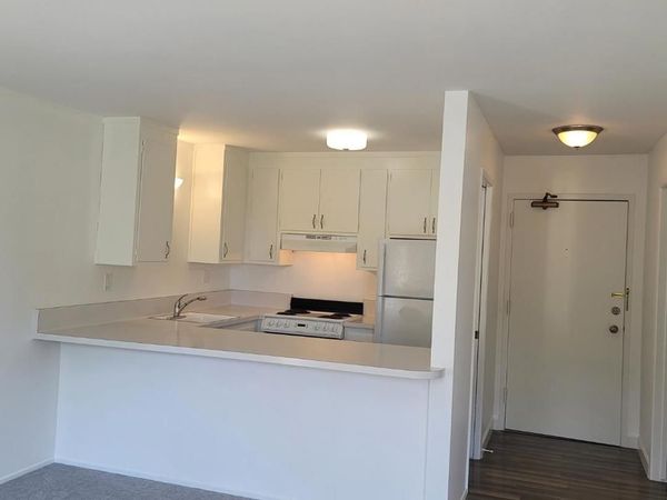 1614 Hudson Street, Unit 120, Redwood City, CA 94061