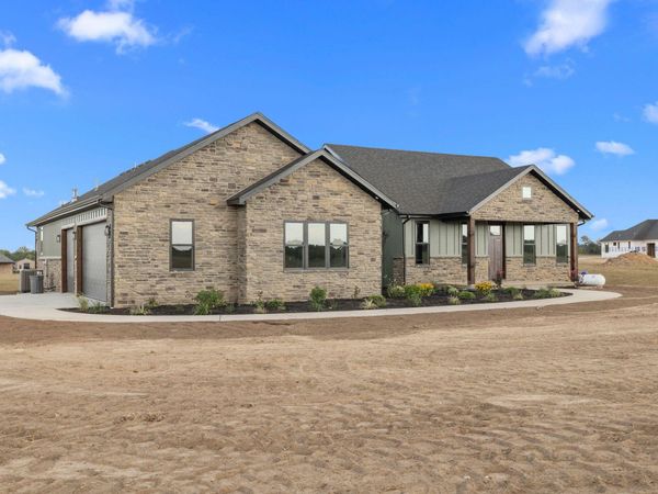 118 Country Corner Drive Street, Clever, MO 65631