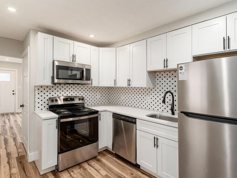1606 Cordell Avenue, Columbus, OH 43211 Photo 9