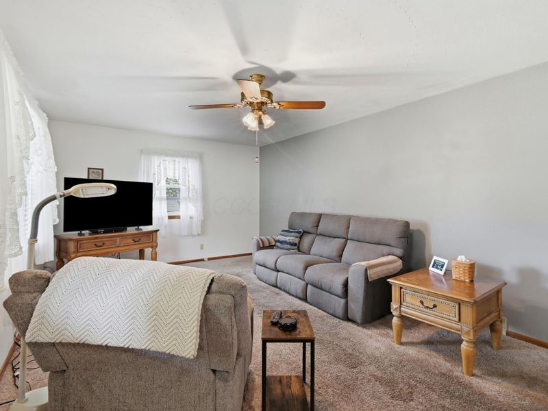 5621 Mason Drive SE, Lancaster, OH 43130 Photo 8