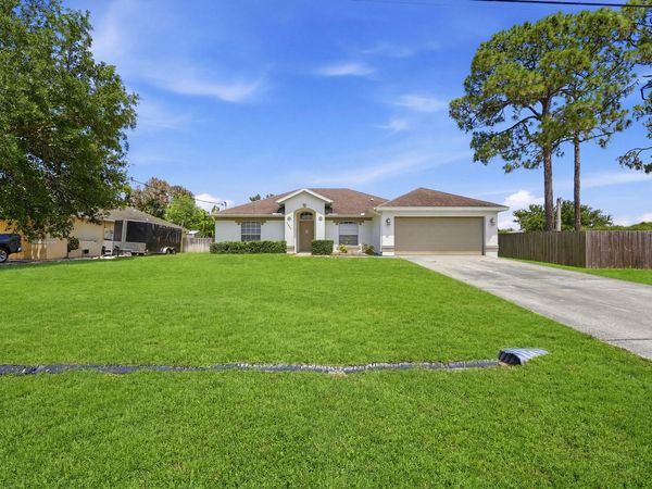 1293 SW Kalevala Drive, Port St. Lucie, FL 34953