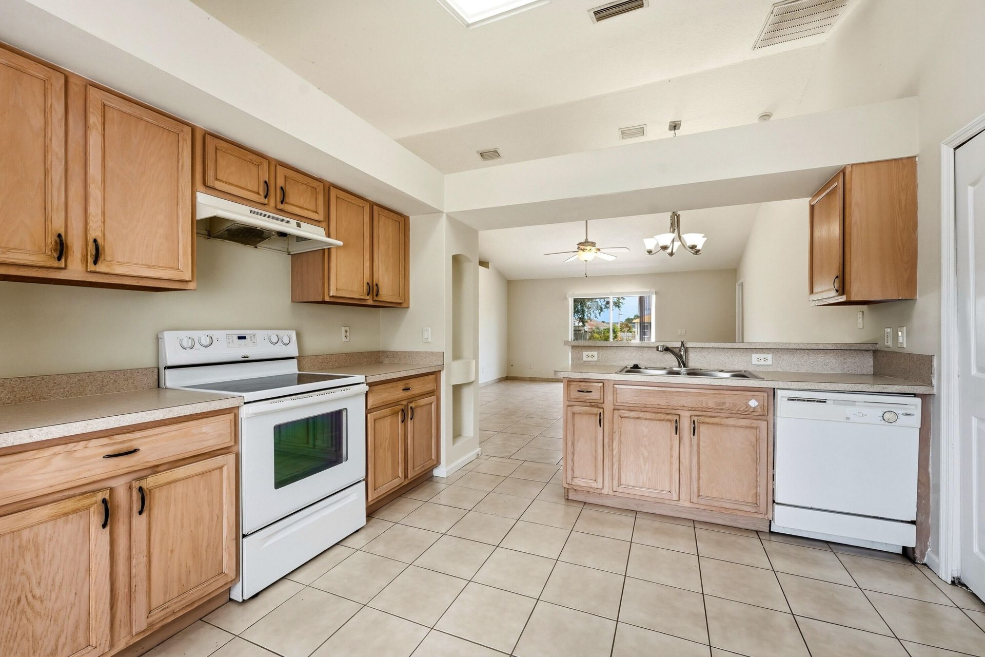 1293 SW Kalevala Drive, Port Saint Lucie, FL 34953 Photo